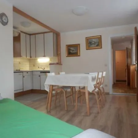 Apartament Haus Machreich *